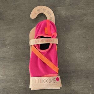 FitKicks adults Pink and Orange Active Socks